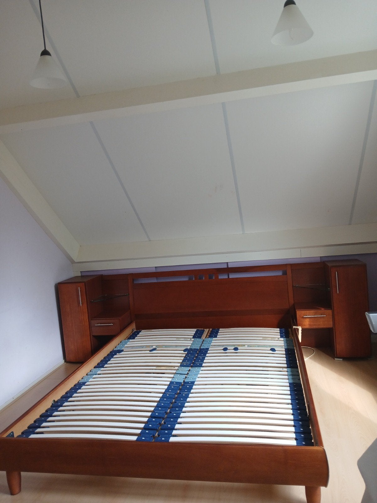 Ledikant (220x160) met 2 elektrisch verstelbare lattenbodems, Huis en Inrichting, Ophalen, Tweepersoons, 160 cm, 220 cm