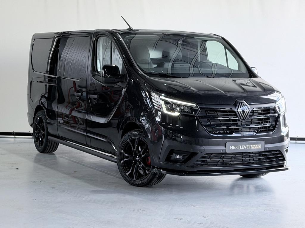 Renault Trafic 2.0 Blue DCI 150 PK AUT / NEXT LEVEL / Navi /, Auto's, Bestelauto's, Gebruikt, 4 cilinders, Renault, Zwart