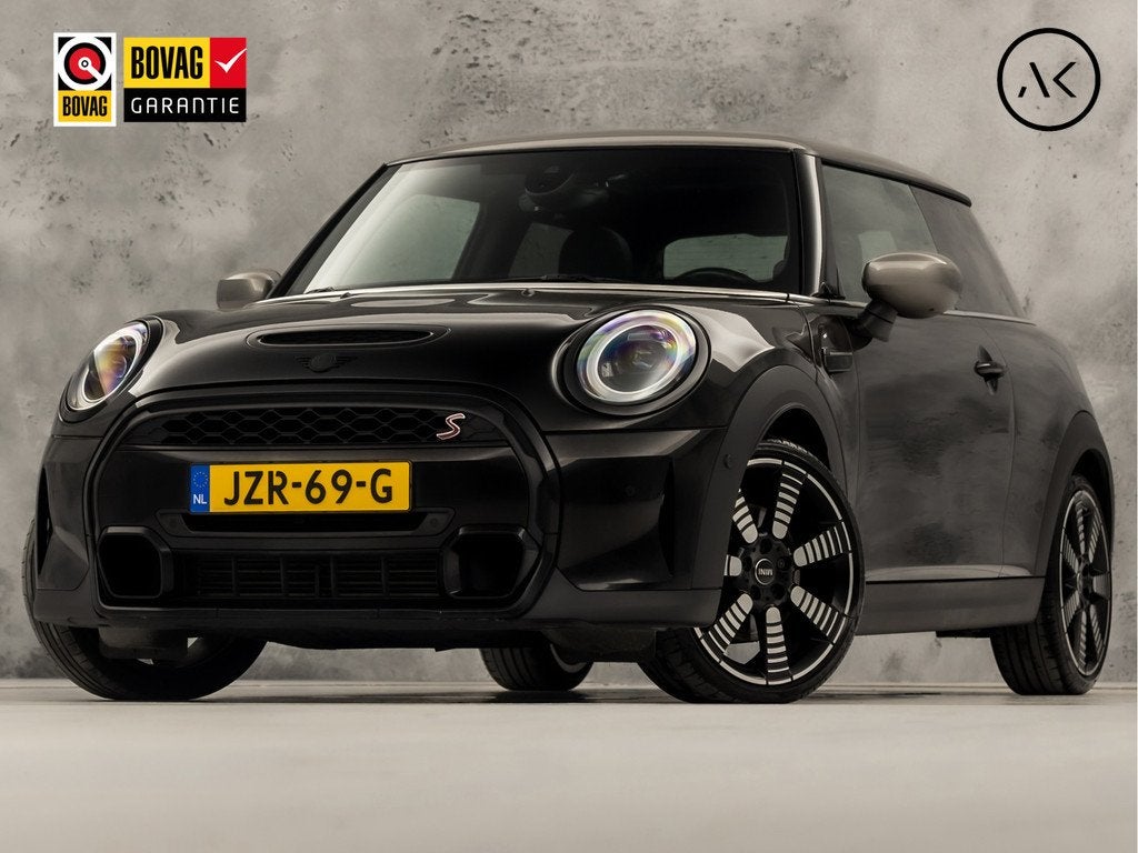 MINI Cooper S 2.0 Full Option 164Pk Automaat (PANORAMADAK, Y, Zwart, Leder, Bedrijf, 165 pk