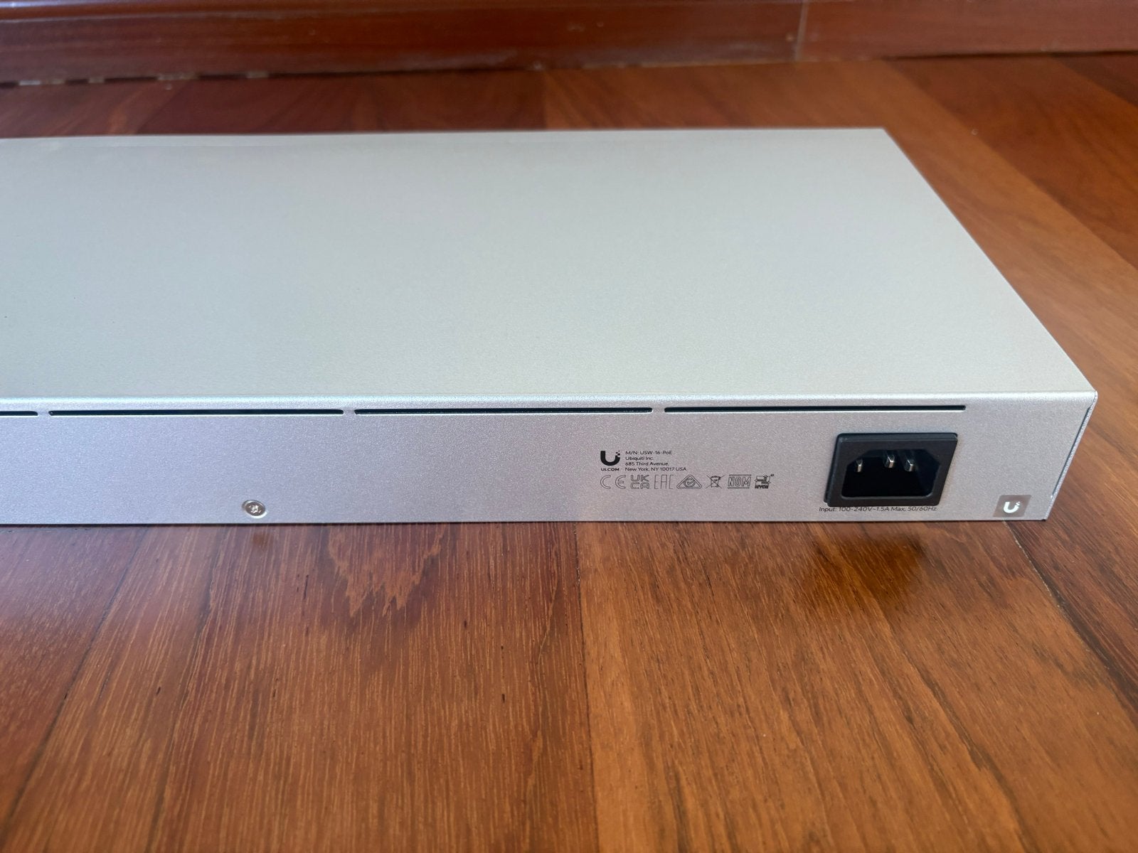 Ongebruikt: Ubiquiti UniFi Switch 16-POE Gen2, Computers en Software, Netwerk switches, Ophalen of Verzenden, Nieuw