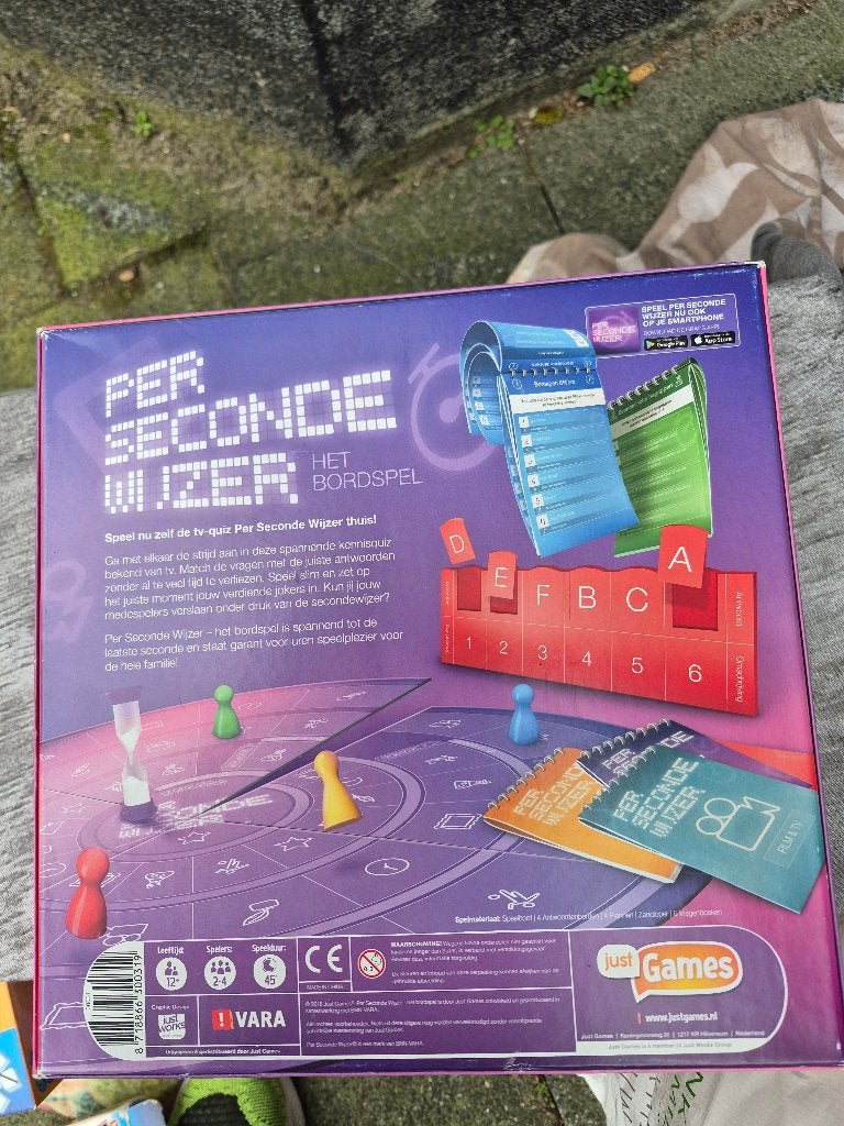 Per Seconde Wijzer, Just Games, Spannend bordspel voor de fa, Ophalen, Zo goed als nieuw, Een of twee spelers, Just Games