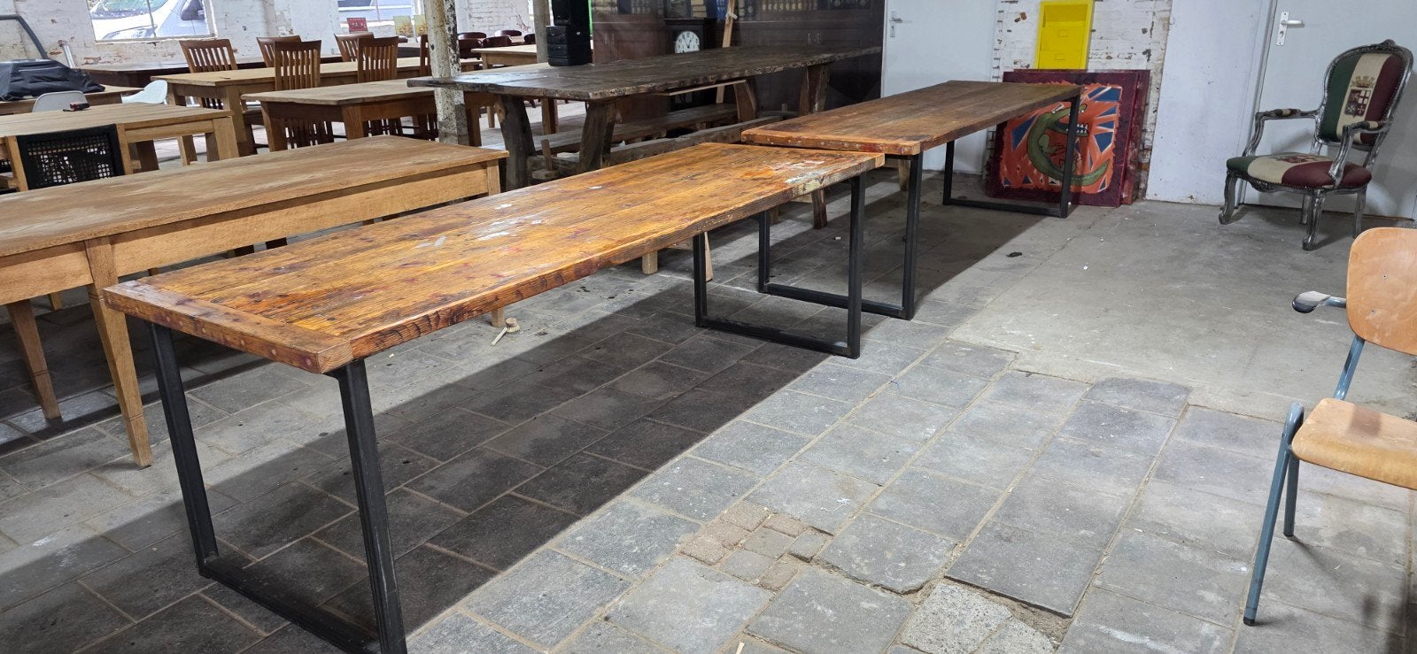 2 stoere industriele eettafels, Huis en Inrichting, Ophalen, Gebruikt, 200 cm of meer, 50 tot 100 cm