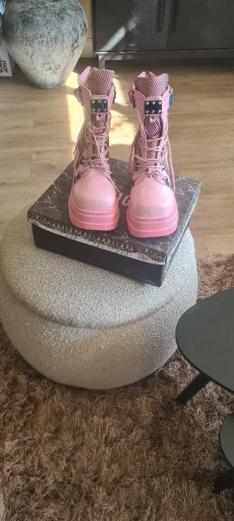 Roze Demonia laarzen - nieuw, Lage of Enkellaarzen, Ophalen of Verzenden, Zo goed als nieuw, Roze