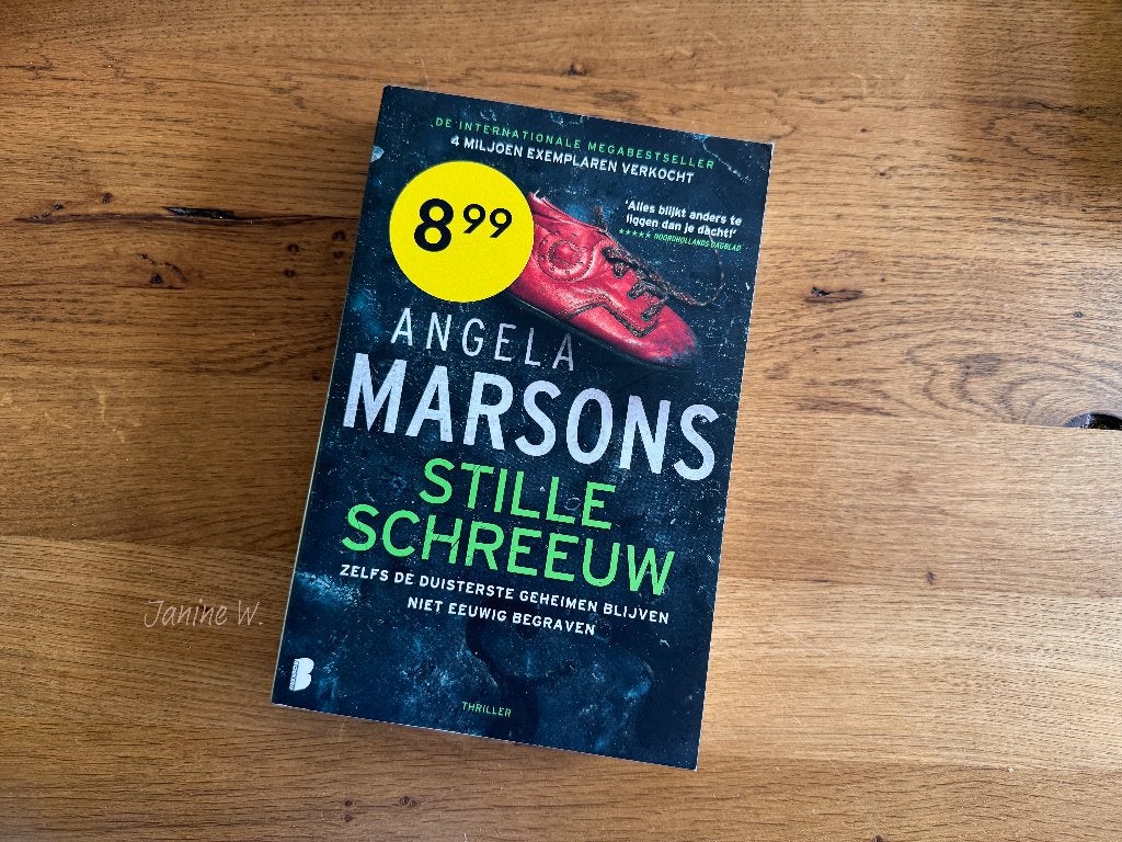 Angela Marsons - Stille schreeuw, Ophalen of Verzenden, Zo goed als nieuw, Angela marsons, Nederland