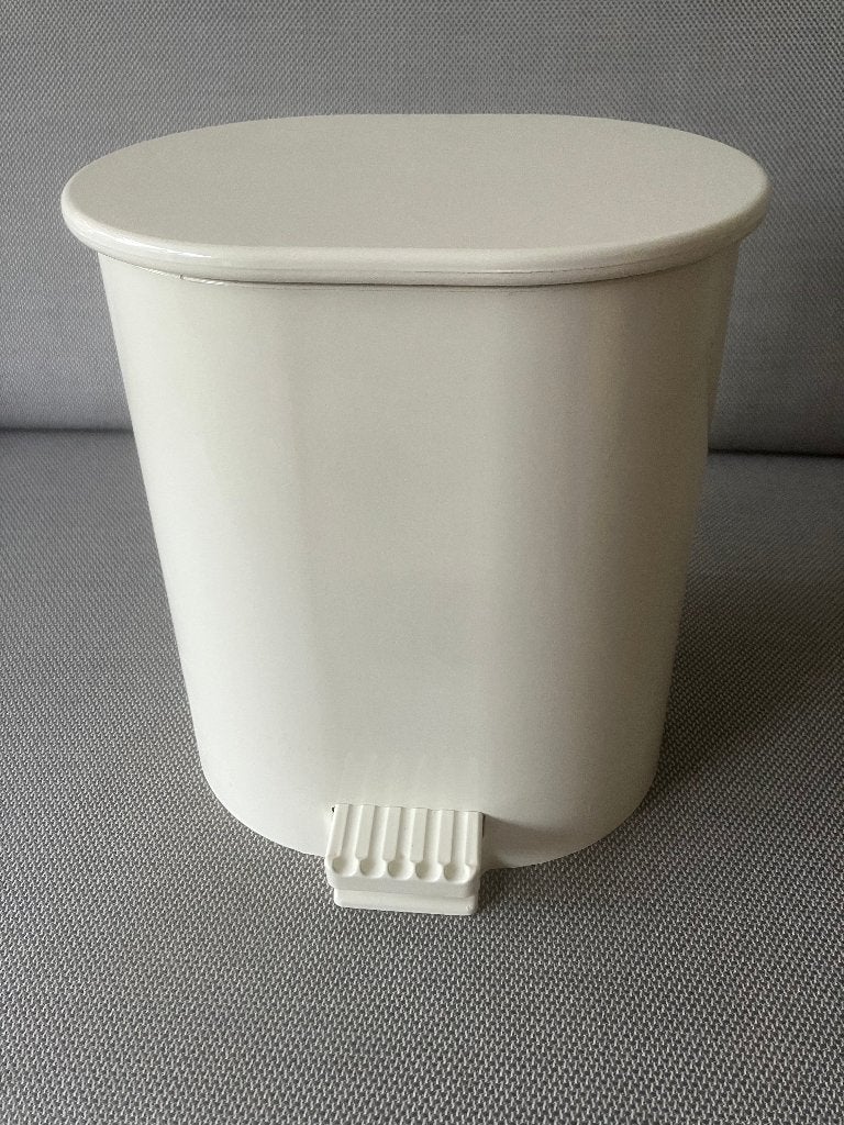 Wit pedaalemmertje van Makio Hasuike voor Gedy Italy, Huis en Inrichting, Kunststof, Gebruikt, Met pedaal, Ophalen of Verzenden