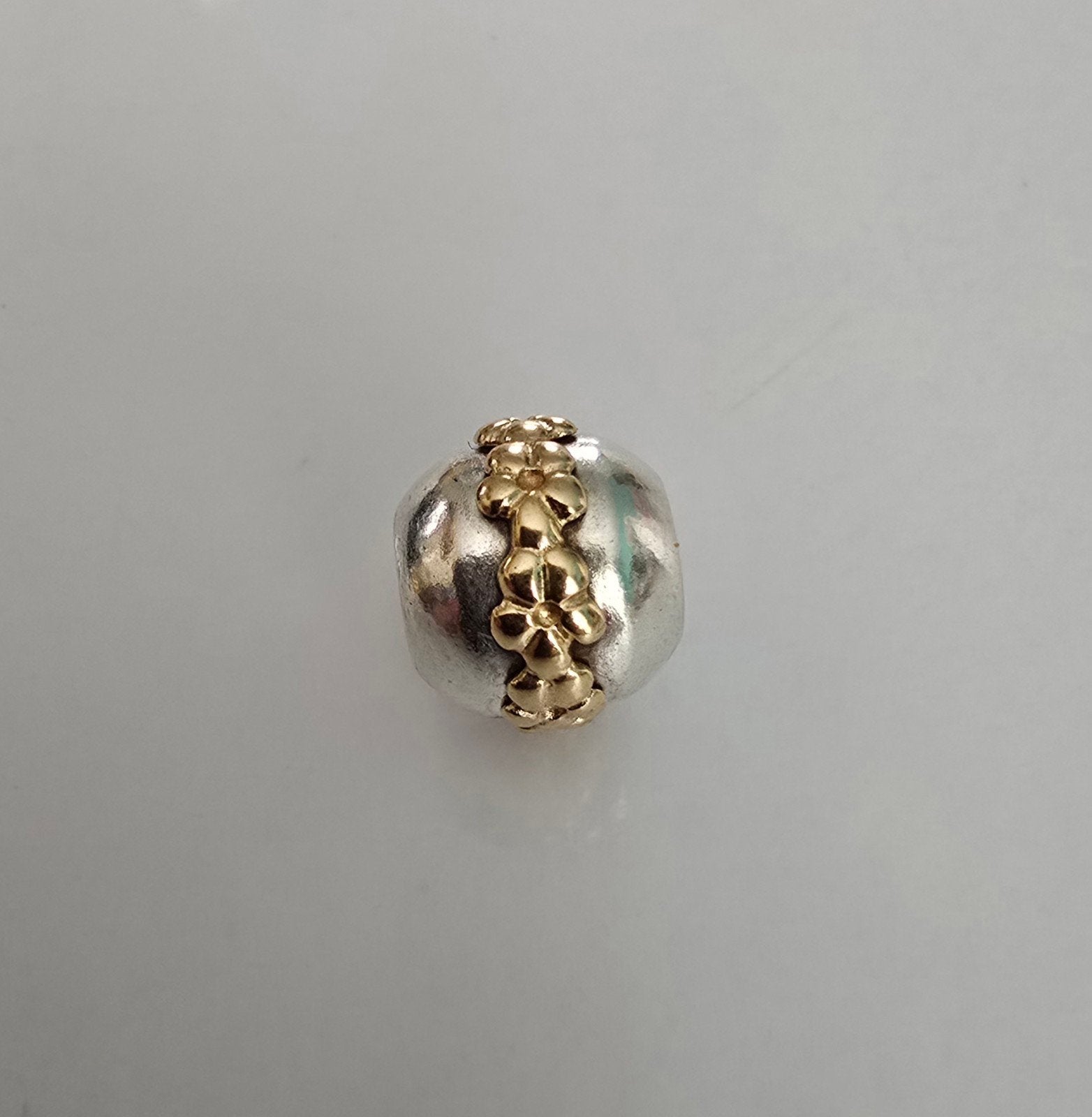 Prachtige originele bicolor Pandora bedel - zilver met goud, Ophalen of Verzenden, Zo goed als nieuw, Goud, Pandora
