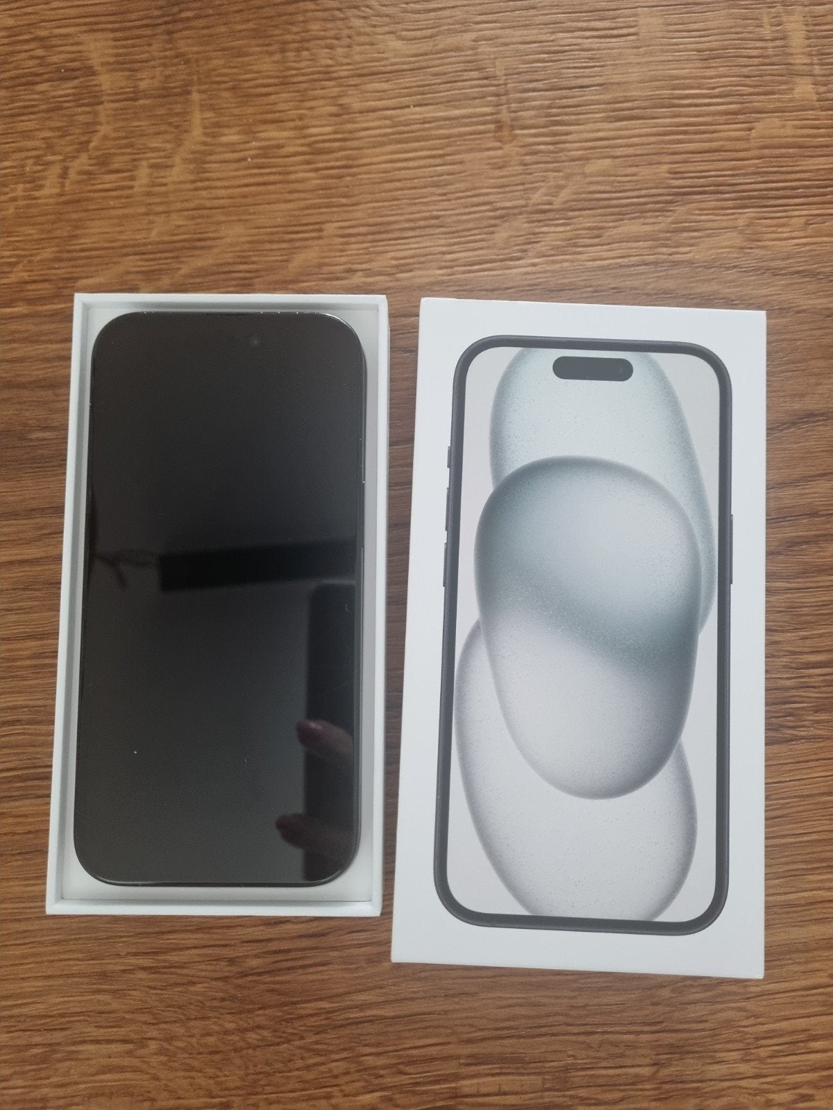 Nog nette Iphone 15 zwart, Telecommunicatie, Mobiele telefoons | Apple iPhone, 128 GB, iPhone 15, Zwart, Ophalen of Verzenden