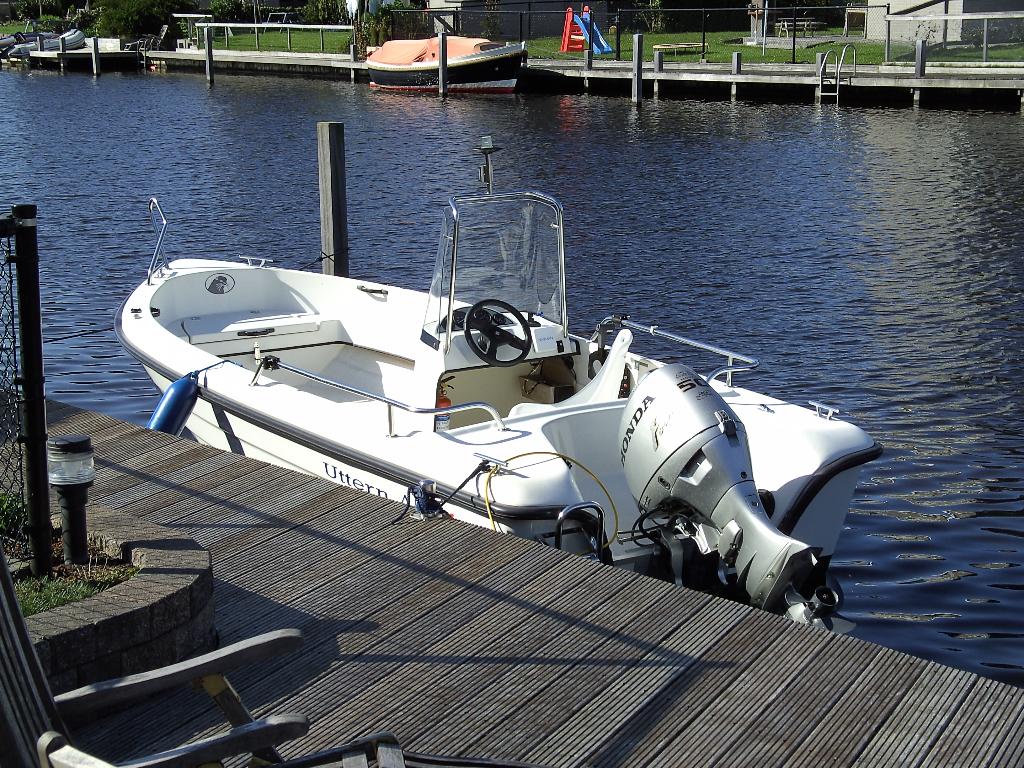 Uttern 51, Watersport en Boten, Vis- en Consoleboten, Ophalen, Gebruikt, 3 tot 6 meter, Buitenboordmotor