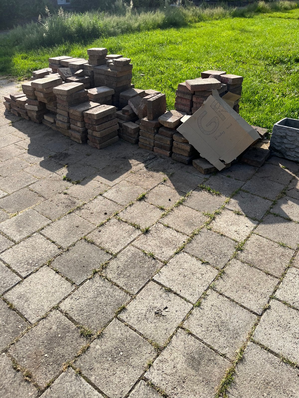 Gratis tuintegels 20x30 - direct af te halen, Tuin en Terras, Tegels en Klinkers, Gebruikt, Ophalen of Verzenden, 10 m² of meer