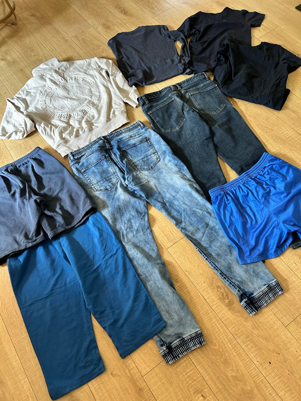 Kledingpakket voor jongens 164 170 jeans, shorts, truien, Ophalen of Verzenden, Gebruikt