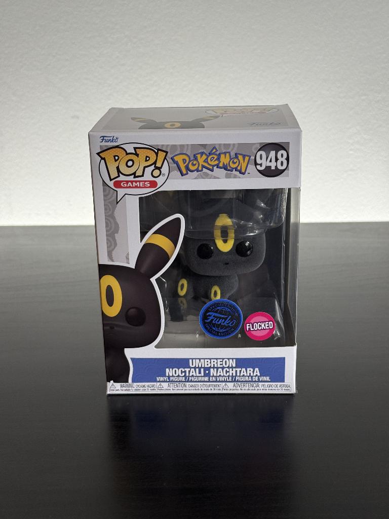 Funko Pop! 948 Umbreon (Pokémon) (Flocked), Ophalen of Verzenden, Zo goed als nieuw