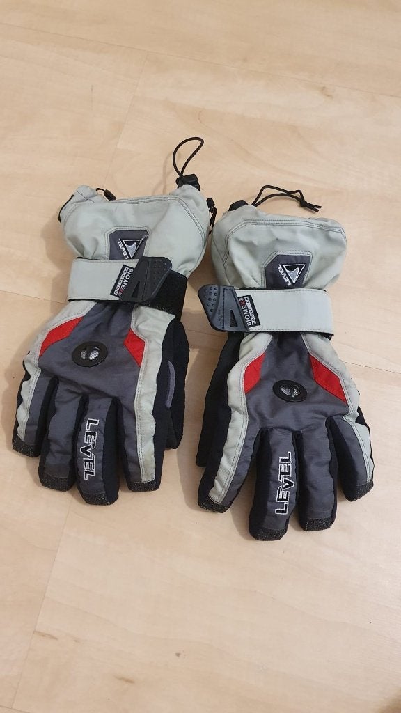 Skihandschoenen: Level Biomex polsbescherming, Maat 8, Sport en Fitness, Skiën en Langlaufen, Overige merken, Overige typen, Ophalen of Verzenden