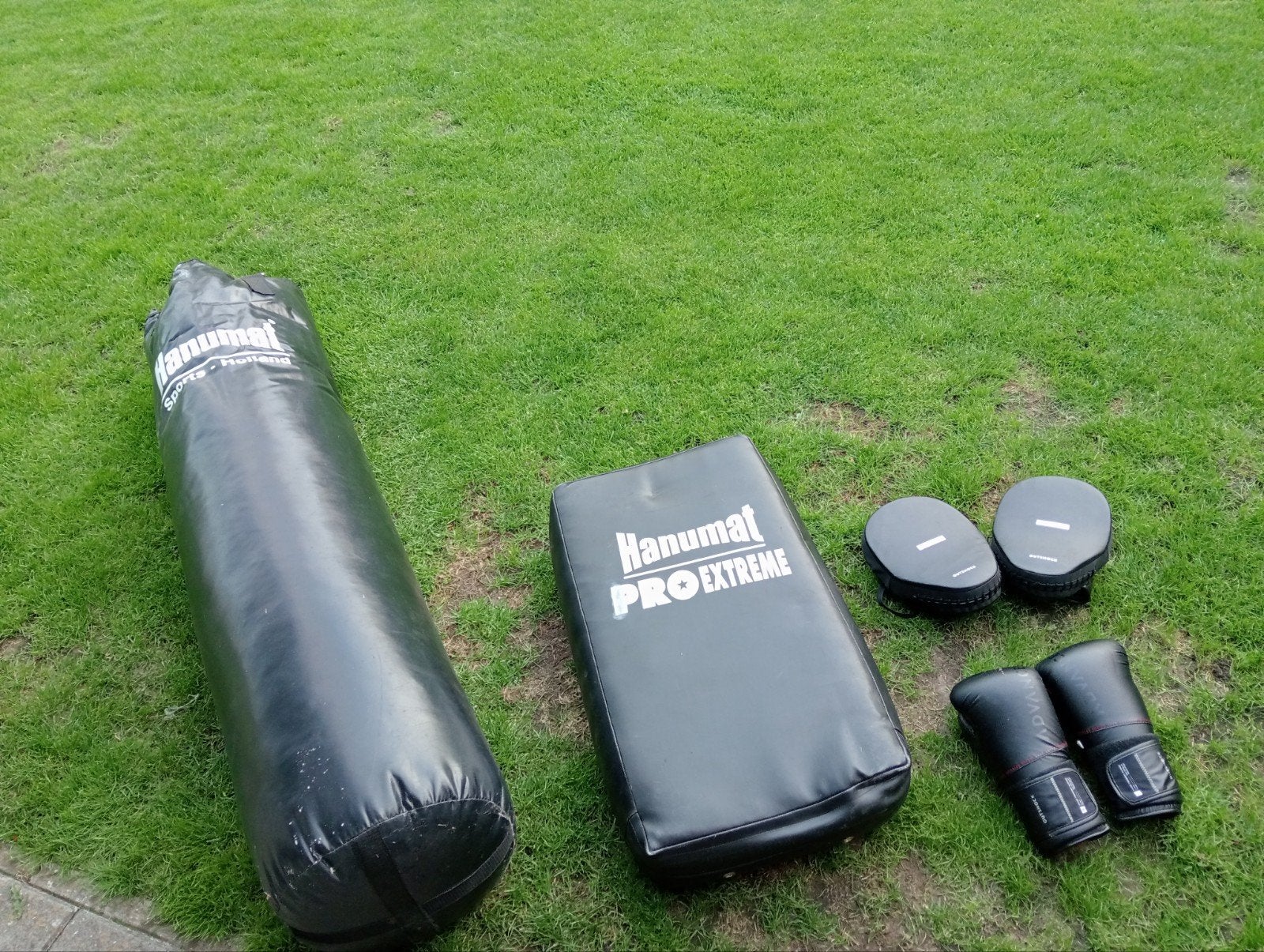 Complete kickboks set voor beginners - Zo goed als nieuw, Ophalen, Zo goed als nieuw, Bokszak