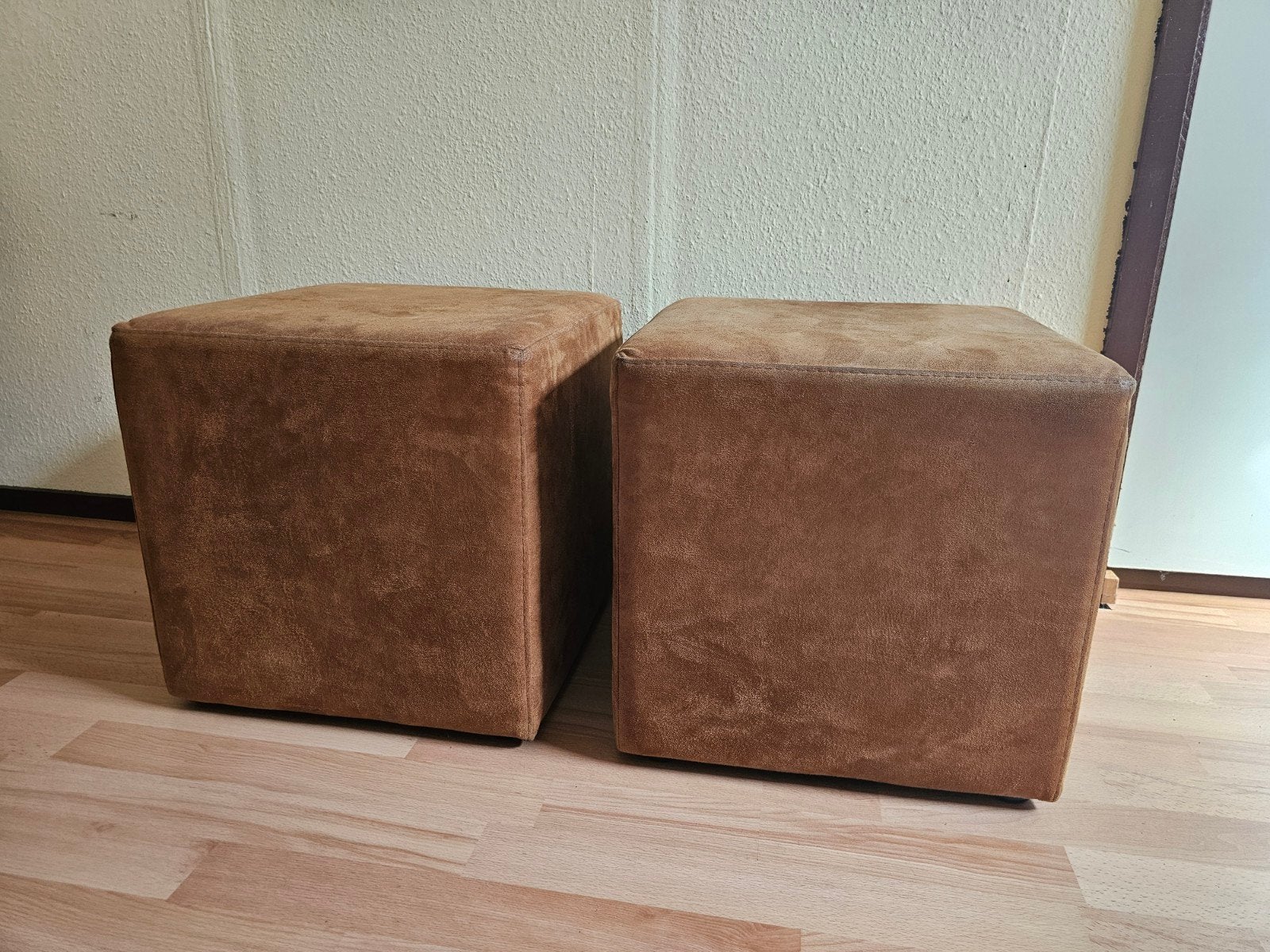 2 hockers 40x40cm, Ophalen, Minder dan 50 cm, Gebruikt, Vierkant