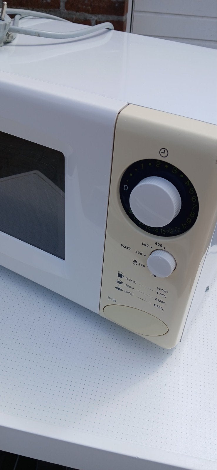 Sharp Magnetron, Ophalen