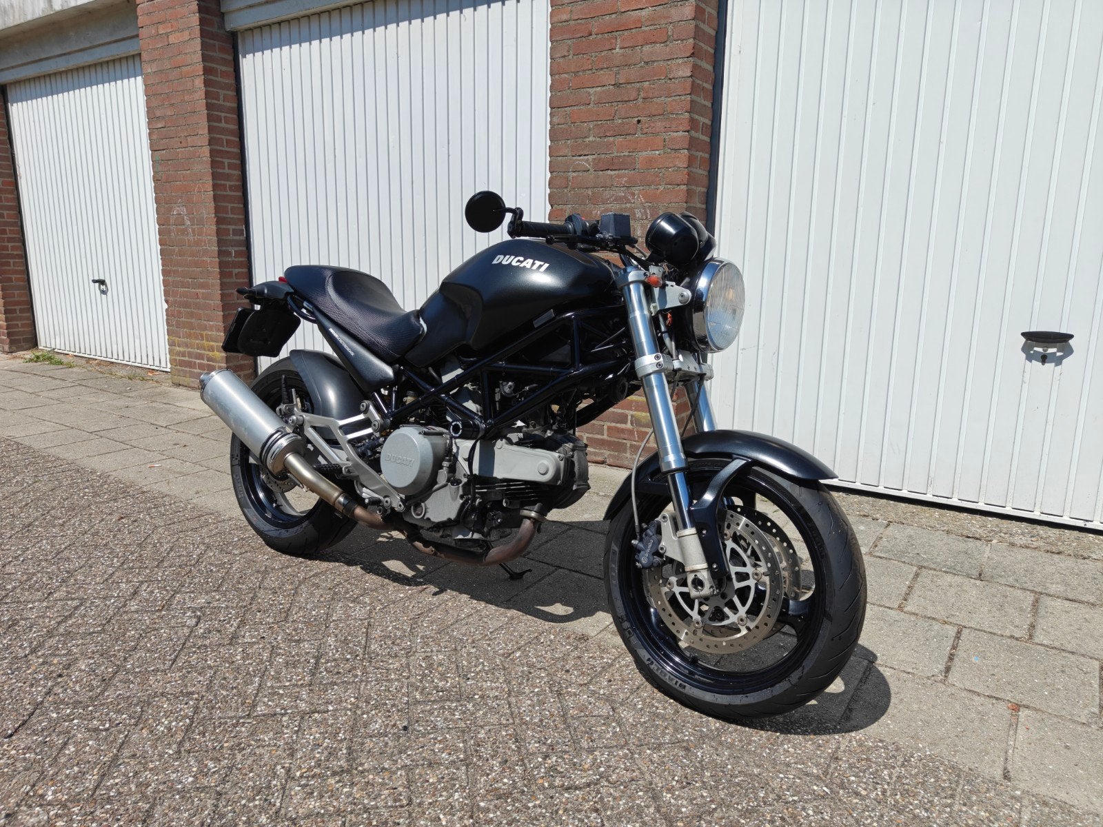 Ducati Monster 620 ie Dark Edition, Motoren, Motoren | Ducati, 2 cilinders, Sportuitlaat, Gebruikt, Particulier