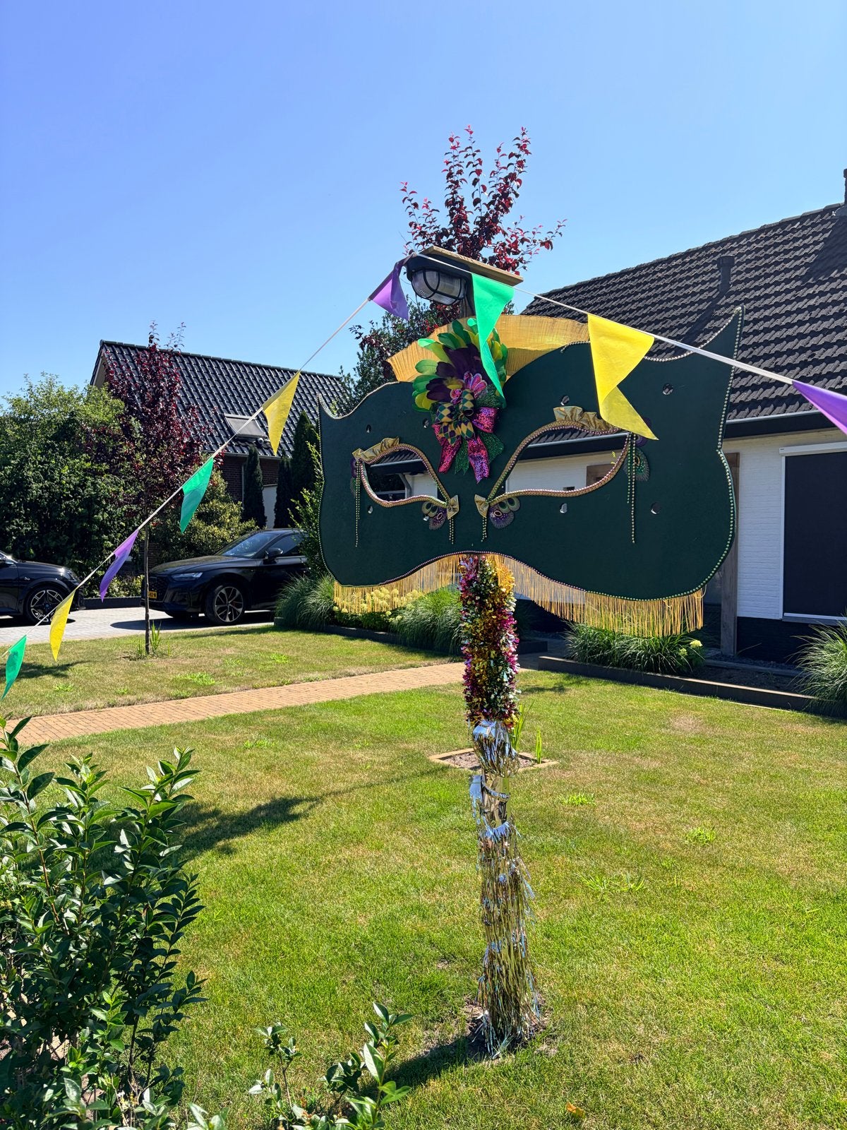 Straatversiering, thema Mardi Gras / Carnaval, Ophalen, Gebruikt, Versiering, Carnaval