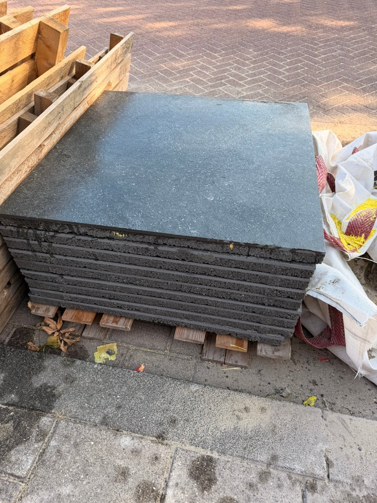 5,76 m2 (9 stuks) keramische tegel 4 cm - 80 x 80 cm, Tuin en Terras, Tegels en Klinkers, Ophalen, Keramiek, Nieuw, 5 tot 10 m²