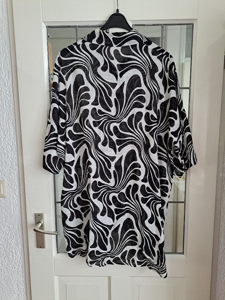 Modieuze Zwart-Witte Blouse Maat 52, Kleding | Dames, Ophalen of Verzenden, Zo goed als nieuw, Zwart, Blouse of Tuniek