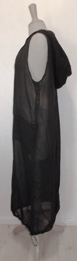 Leuke transparante zwarte jurk met capuchon van Bogie! XL, Kleding | Dames, Jurken, Verzenden, Zwart, Maat 46/48 (XL) of groter