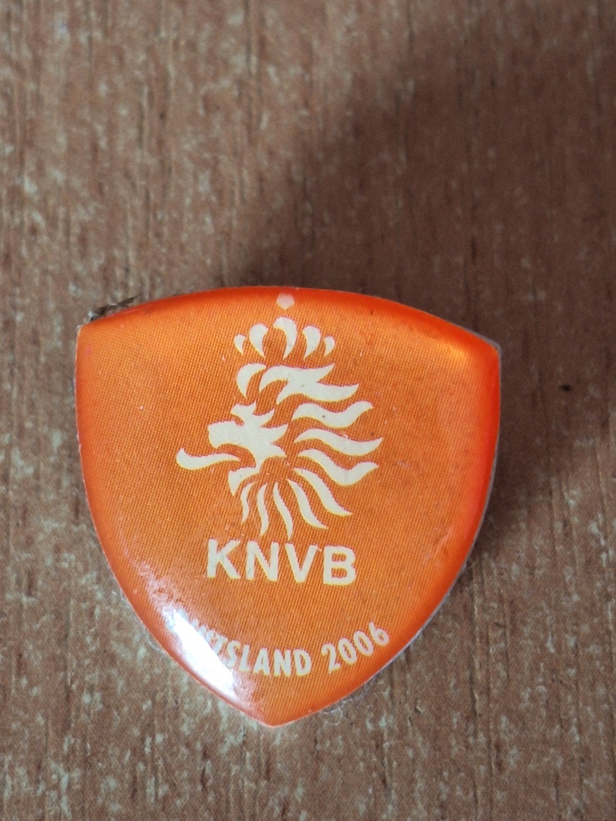 KNVB Duitsland 2006 pin, Verzamelen, Speldjes, Pins en Buttons, Ophalen of Verzenden, Zo goed als nieuw, Sport