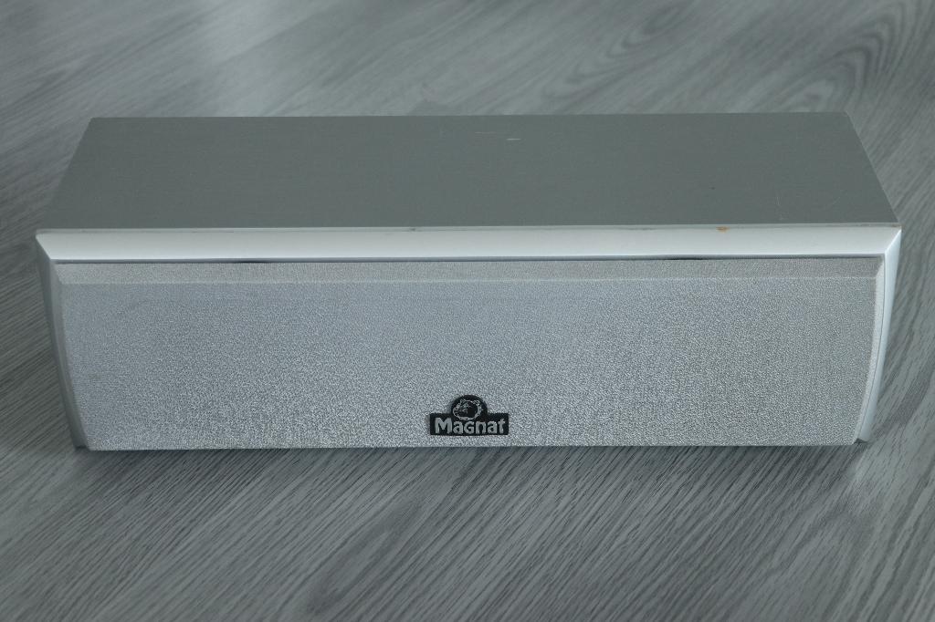 Magnat Vector Needle Center 10 Centerspeaker Zilver, Audio, Tv en Foto, Luidsprekers, Magnat, Ophalen of Verzenden, Zo goed als nieuw