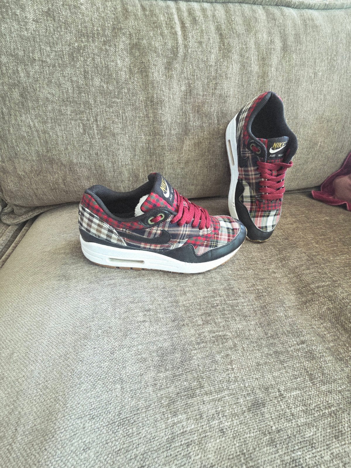 Nike Air Max 1 Tartan Plaid 37.5, Nike, Ophalen of Verzenden, Rood, Sneakers of Gympen