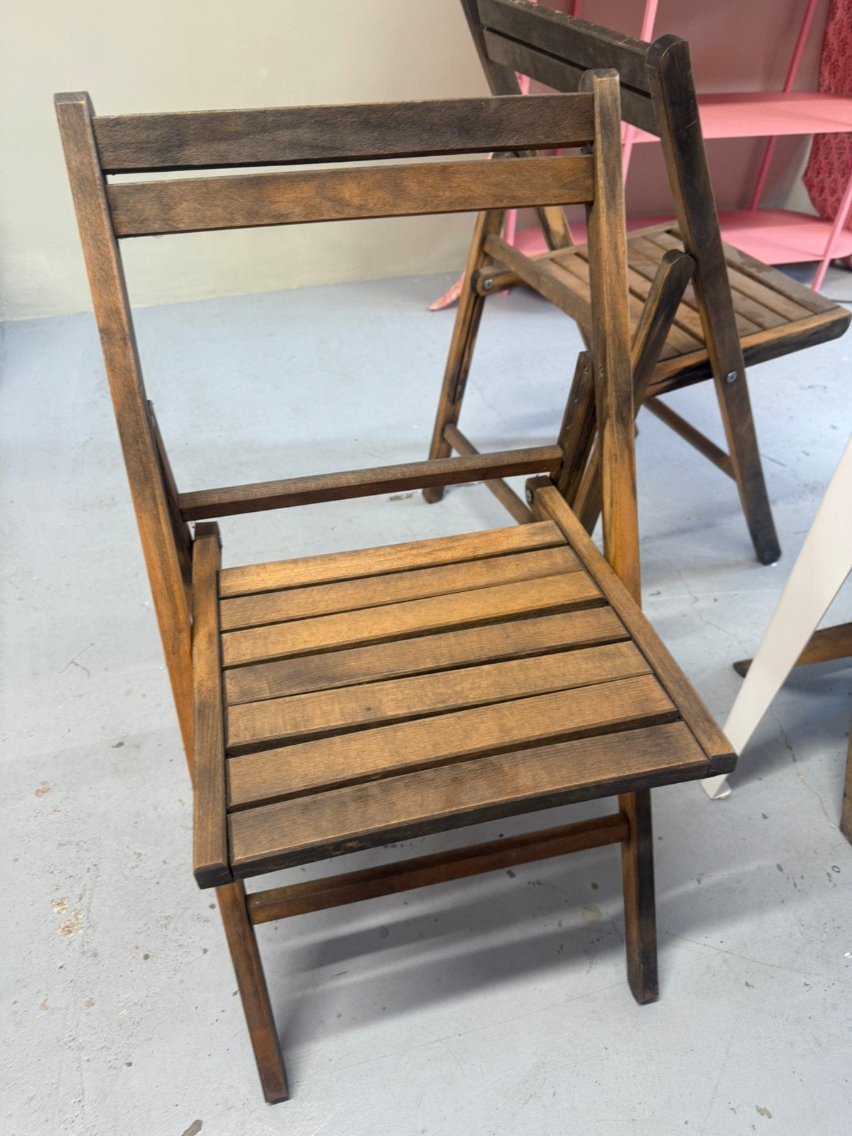 Partij houten klapstoelen, Ophalen, Zo goed als nieuw, Hout