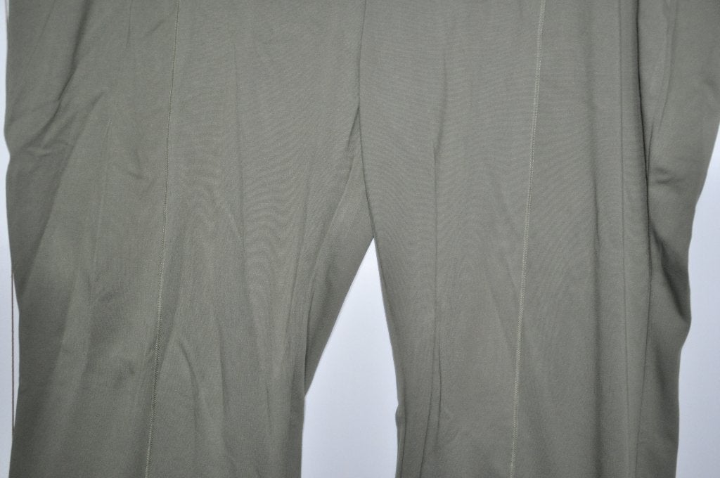 MZ2 Broek Nieuw Groen maat 4XL, Kleding | Dames, Grote Maten, Ophalen of Verzenden, Nieuw, Groen, Broek of Spijkerbroek