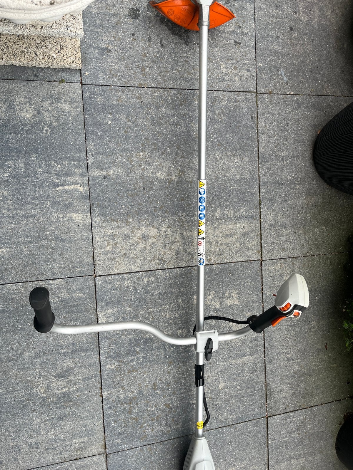 Stihl FSA90 accu bosmaaier, Ophalen, Zo goed als nieuw, Accu