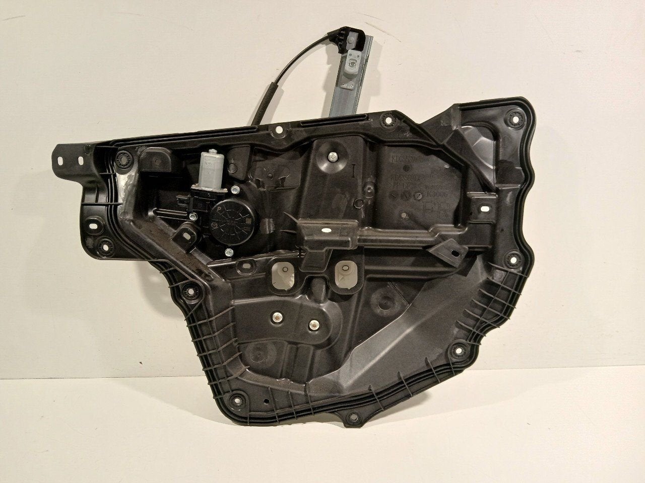 Raammechaniek elektrisch rechts voor Mazda CX-5, Onderdelen@venauto.nl, Van der Ven Autorecycling B.V., Gebruikt, Ettenseweg 76, 4706 PB Roosendaal, The Netherlands