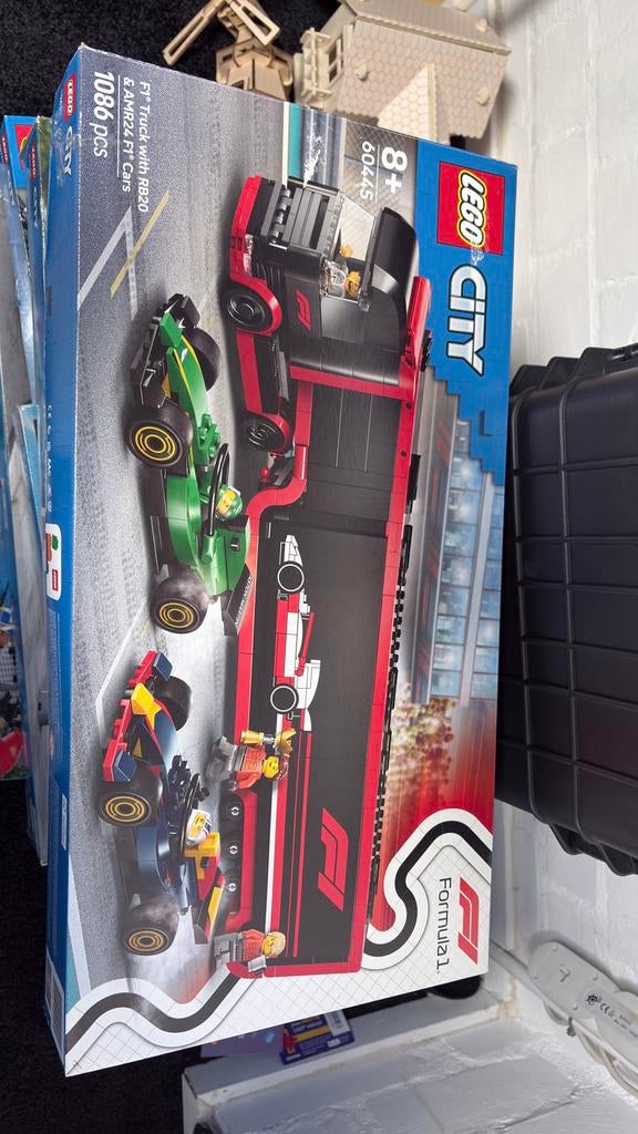 LEGO City F1 Truck met RB20 & AMR24 F1 auto's (60445), Ophalen of Verzenden, Nieuw, Overige merken