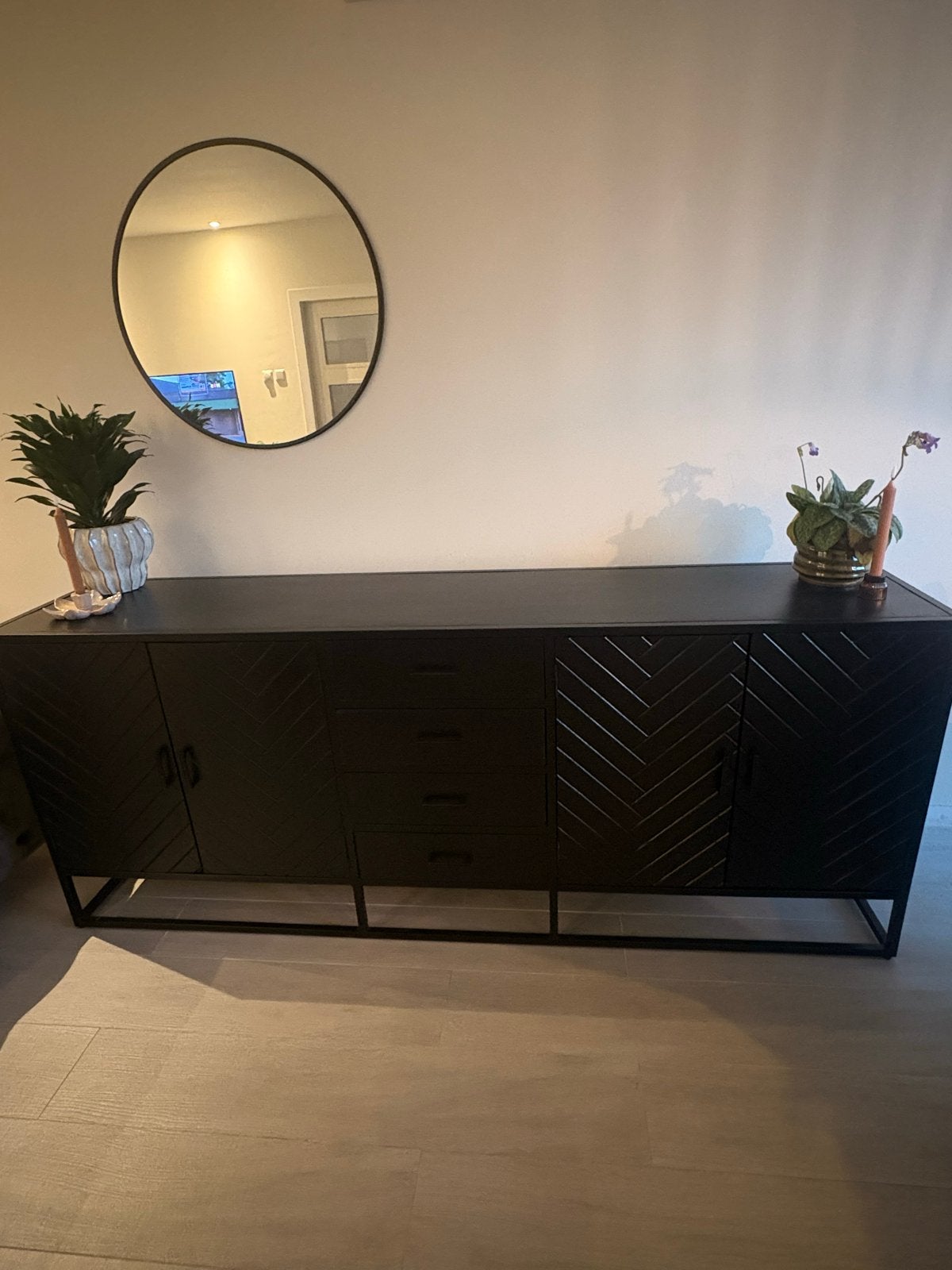 Zwart dressoir - Zo goed als nieuw, Ophalen, Zo goed als nieuw, 200 cm of meer, Met lade(s)