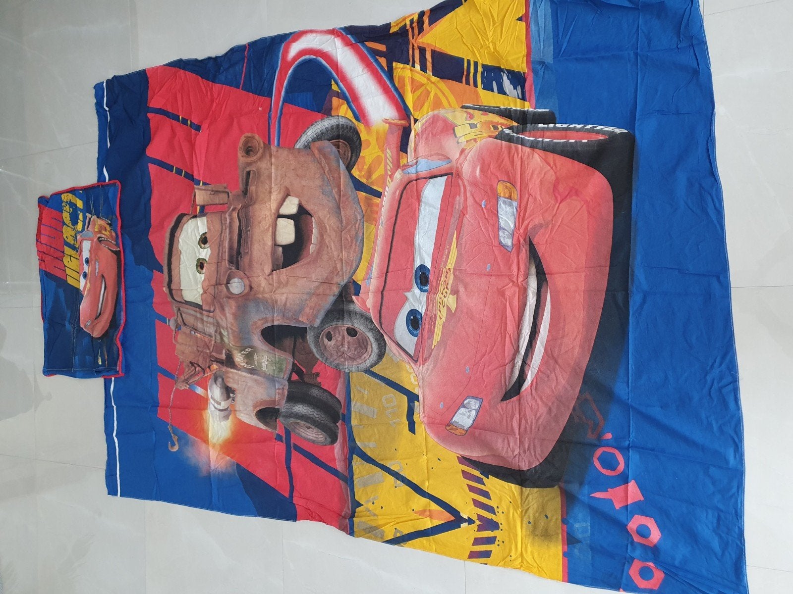 Cars bed sprei 210x155 cm - Gebruikt, Gebruikt, Meerkleurig, Eenpersoonsbed, Ophalen of Verzenden
