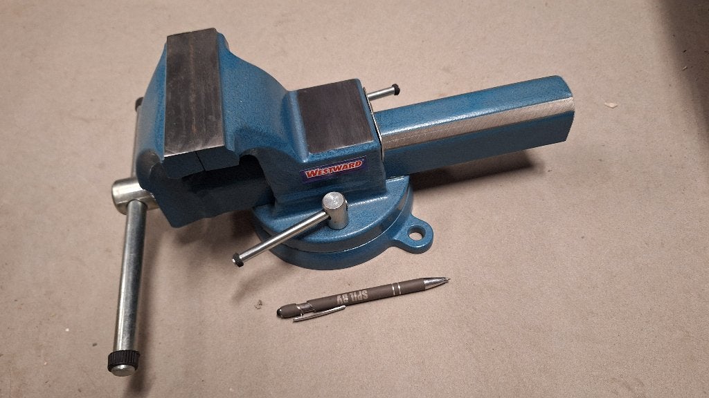 Westward 125mm bankschroef DRAAIBAAR met buizenklem. NIEUW!, ,, Nieuw, Ophalen of Verzenden, ,