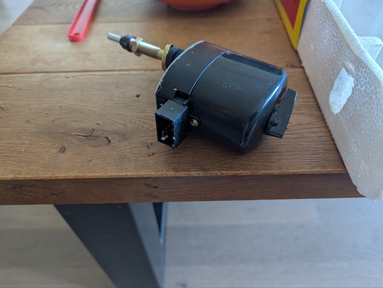 Nieuwe ruitenwisser motor. 12 volt., Watersport en Boten, Ophalen of Verzenden, Nieuw, Motor en Techniek