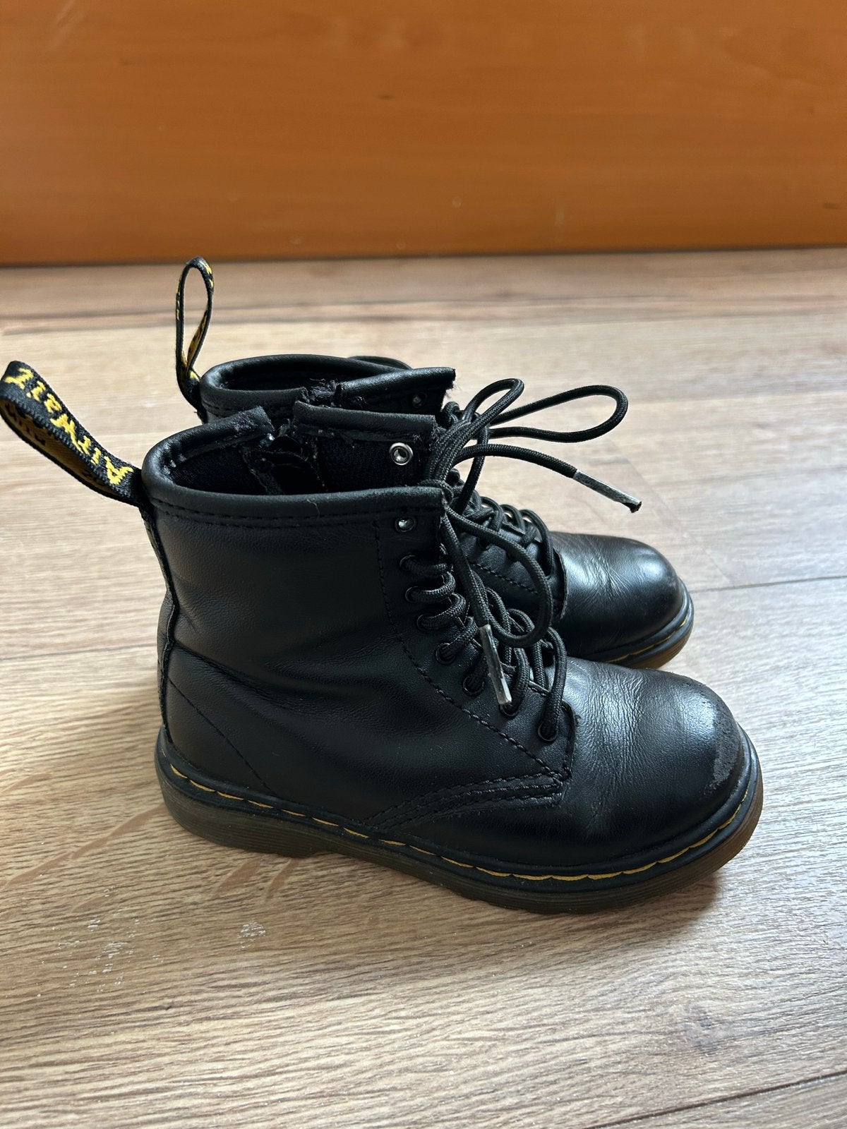 Dr. Martens Laarzen Zwart Maat 26, Ophalen, Gebruikt, Jongen of Meisje, Laarzen