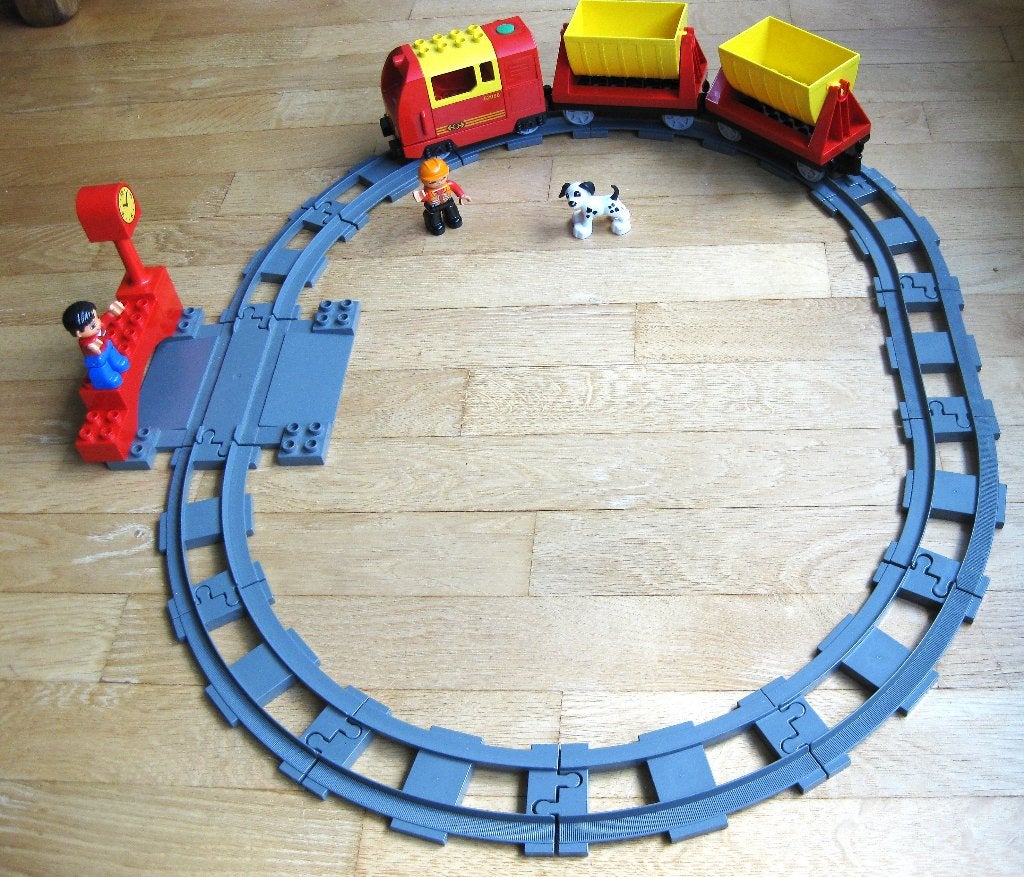 Lego Trein Loc Op Batterijen Rails Wagons Perron Klok Hond, Ophalen of Verzenden, Zo goed als nieuw, Overige typen, Duplo