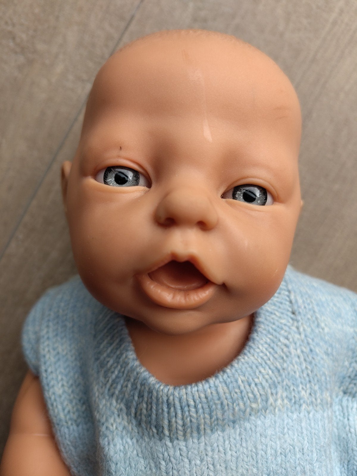 Berjusa babypop jongen met blauwe ogen, Kinderen en Baby's, Speelgoed | Poppen, Ophalen of Verzenden, Gebruikt, Babypop