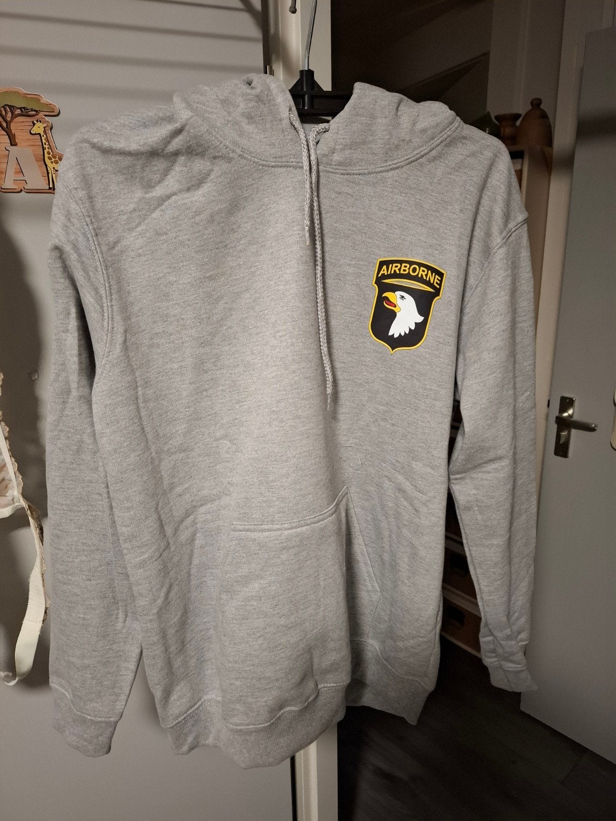 Hoodie nieuw 101 st airborne division, Ophalen of Verzenden, Amerika, Embleem of Badge