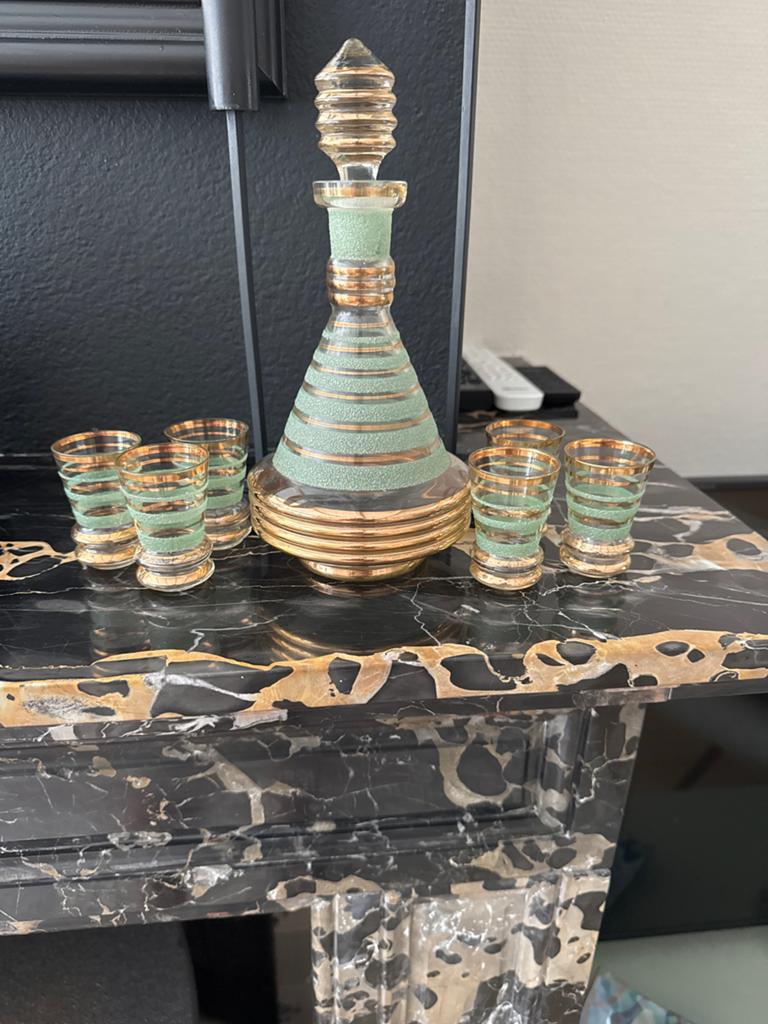 Vintage karafset met 6 glaasjes - Groen en Goud, Antiek en Kunst, Antiek | Glas en Kristal, Ophalen of Verzenden