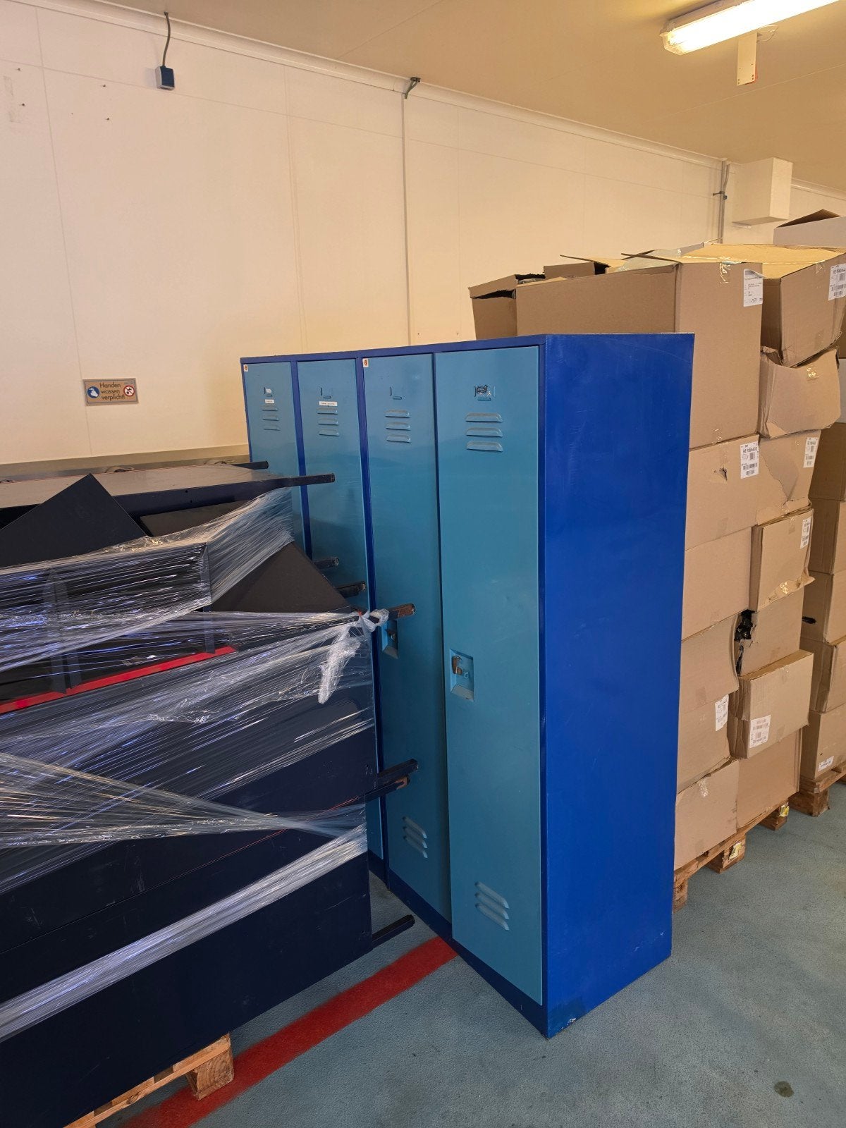 Stalen opbergkasten: 7 kleine, Ophalen, Nieuw