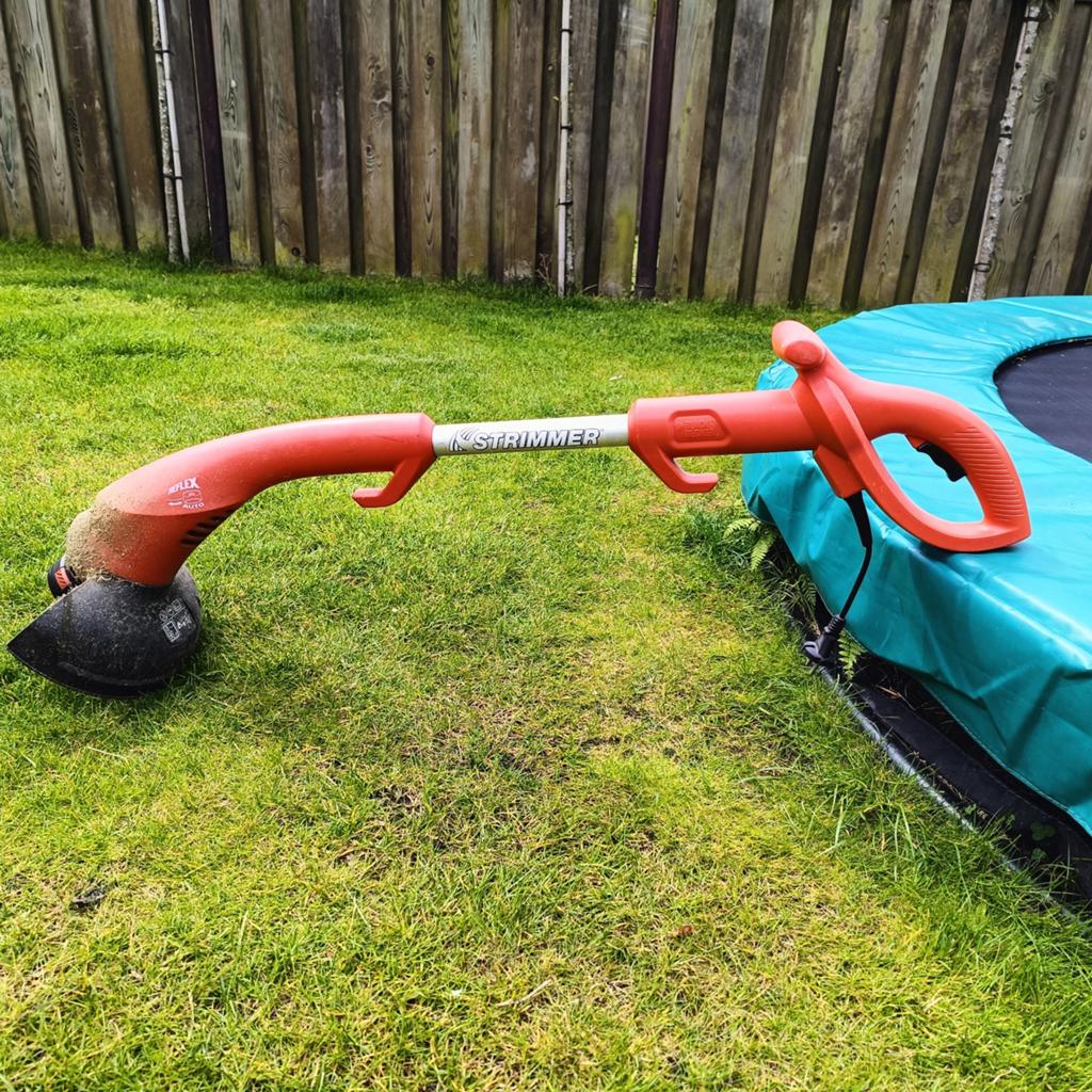 Black & Decker kanten trimmer GL280 met extra rollen lijn, Gebruikt, Ophalen of Verzenden, Black & Decker, 10 tot 30 cm