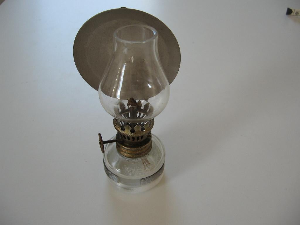 leuk oud olielampje + blaker draai mechnisme hoog 10 cm €10,, Ophalen of Verzenden