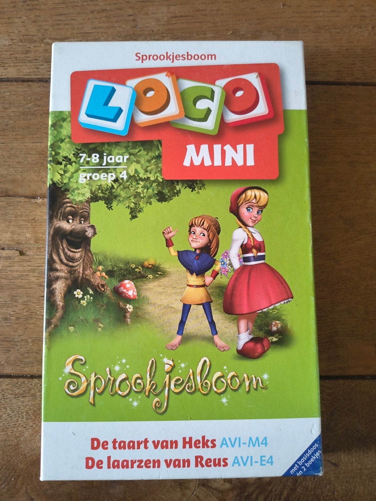 Loco Mini Sprookjesboom - Leerzaam spel voor 7-8 jaar, Ophalen of Verzenden, Zo goed als nieuw, Taal en Lezen