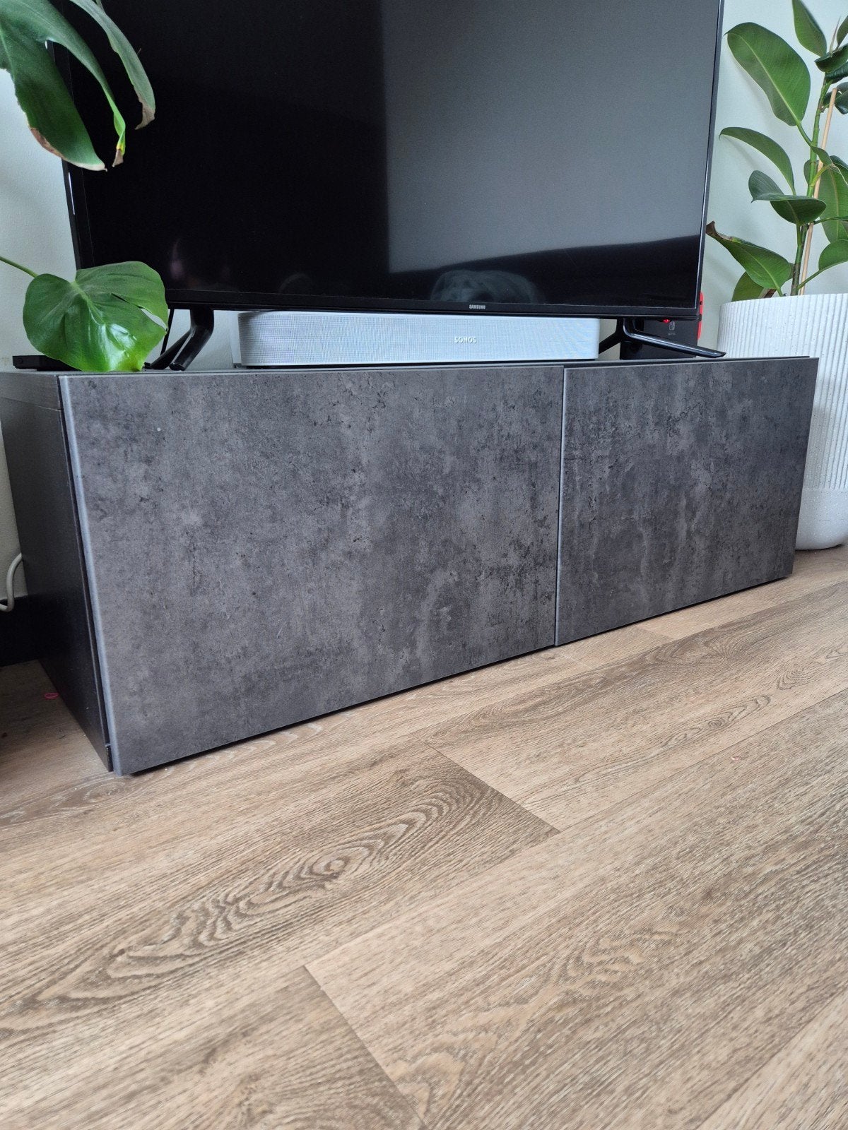 IKEA Bestå TV-meubel Kallviken betonlook - 120 cm, Ophalen, Overige materialen, 100 tot 150 cm, Zo goed als nieuw