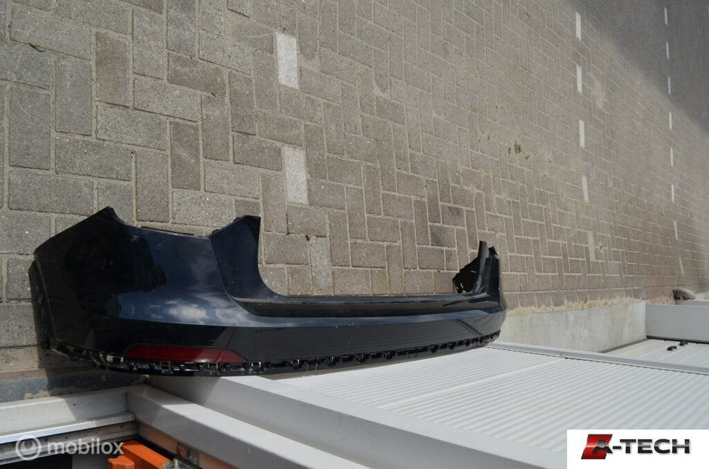 Achterbumper zonder lip Audi Q2 GA ('16-'18) m212, Audi, Gebruikt, Achter, Bumper