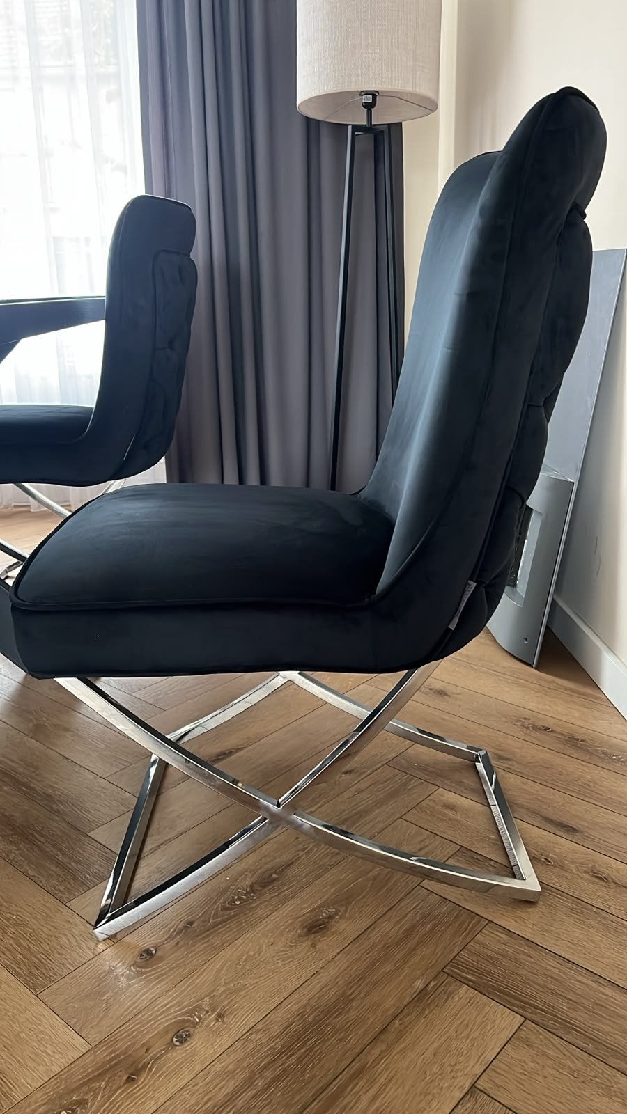 Zwarte eettafel met glasplaat en 4 stoelen, Ophalen, Gebruikt, Zwart, Metaal