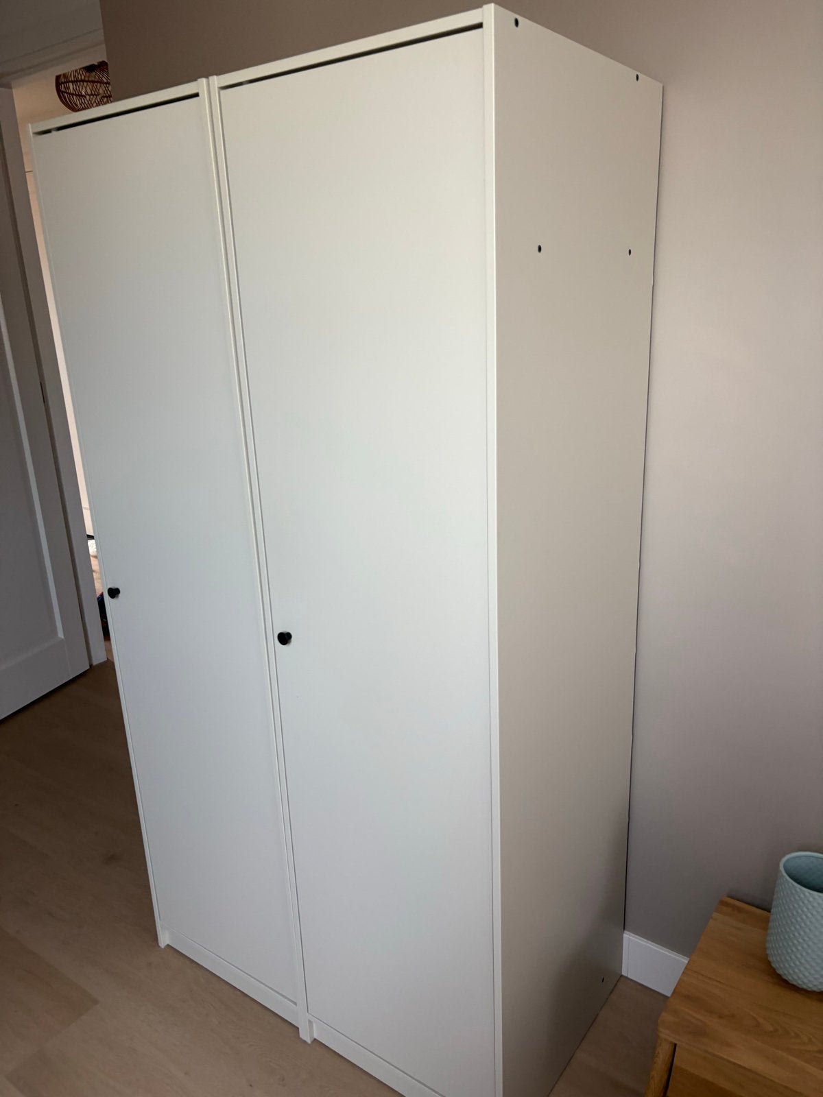 Foto 3 van 2 IKEA GURSKEN Kledingkasten - Zo goed als nieuw