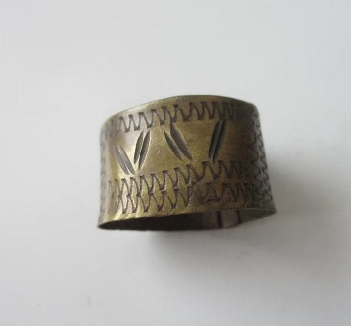 Metalen ring met gravering, Oosterveldweg 15, 7274 DZ, Overige materialen, Verzenden, Zo goed als nieuw